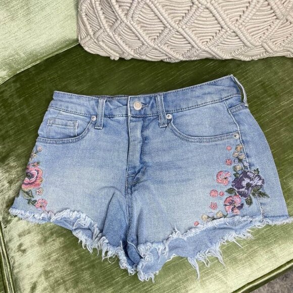 Mossimo High Rise Jean Shorts Size 4 Size 27 Floral Embroidered Cut Offs - Picture 5 of 5
